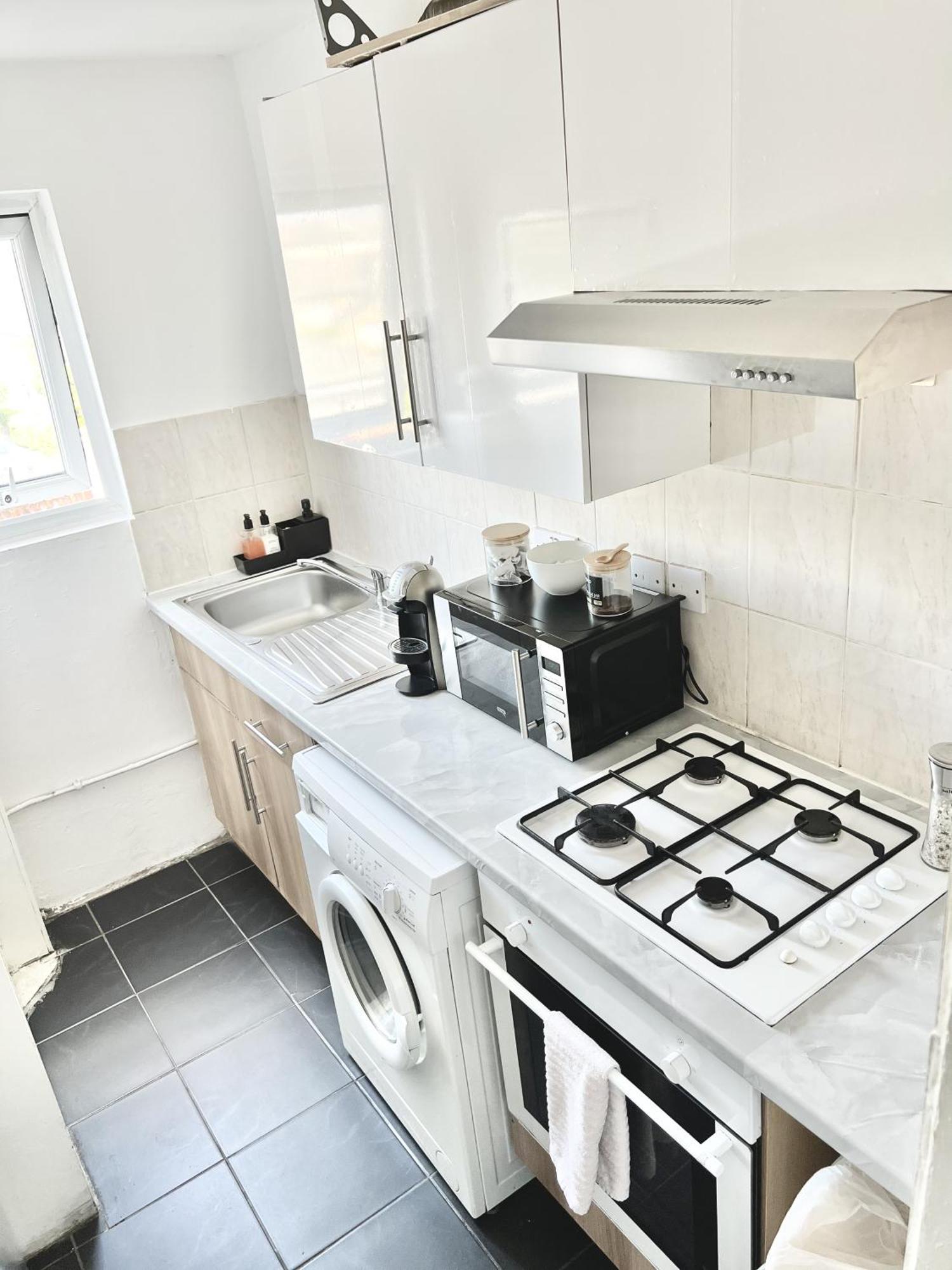 Apartament Next Westfield Mall Londra Dış mekan fotoğraf