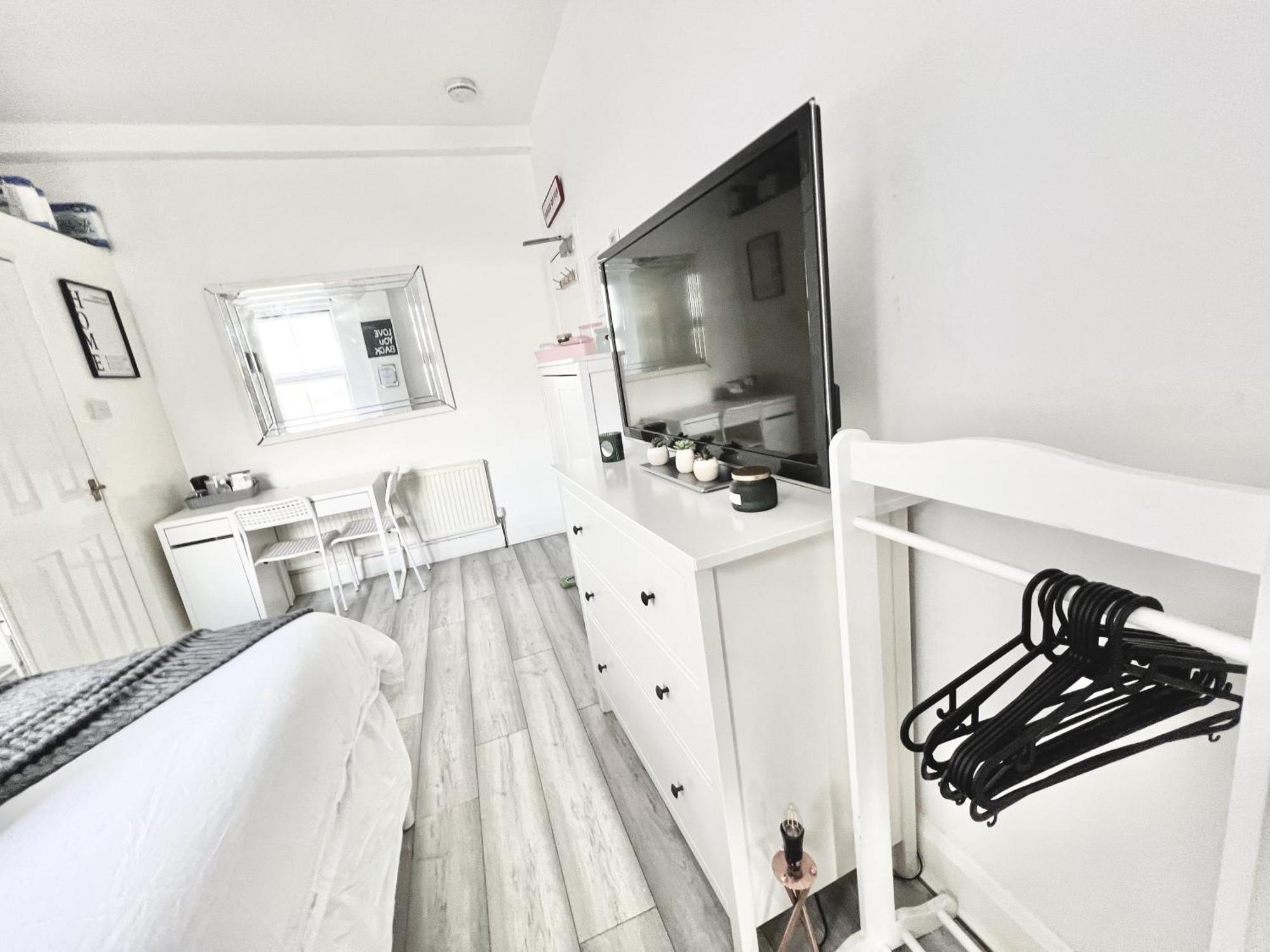 Apartament Next Westfield Mall Londra Dış mekan fotoğraf