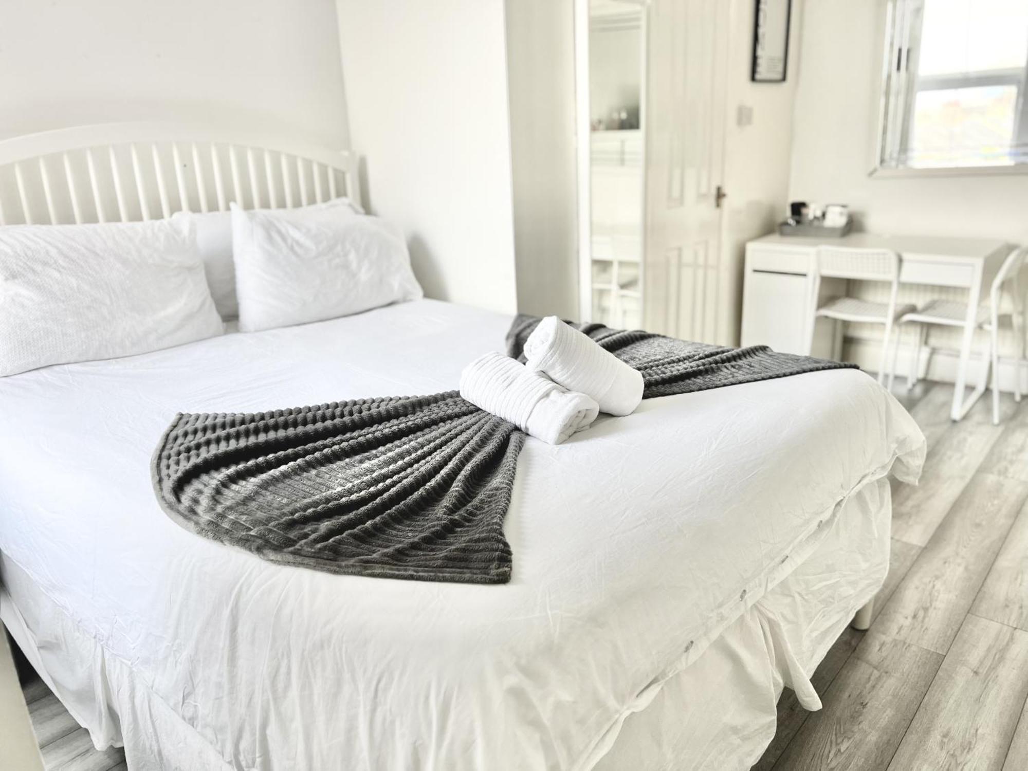 Apartament Next Westfield Mall Londra Dış mekan fotoğraf